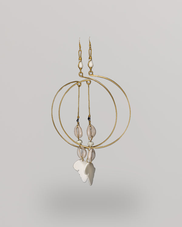 Cowry Na Kiafrika Statement Earring