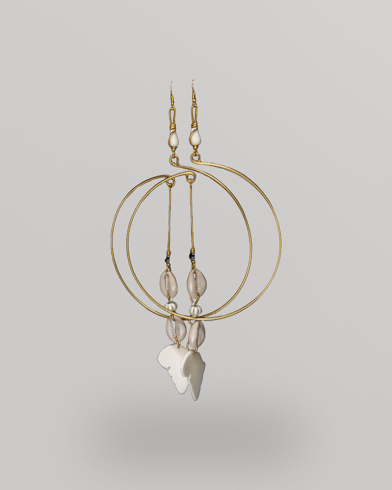 Cowry Na Kiafrika Statement Earring